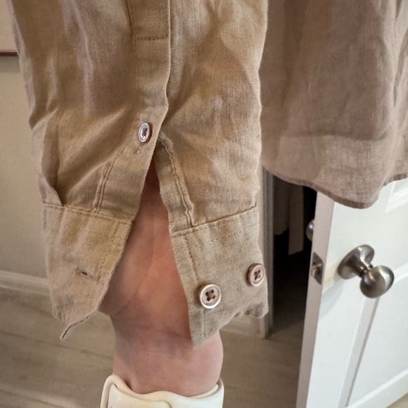 Aritzia (Babaton) Brown/Flax Linen blend Button-up Shirt - M - Never Worn - Picture 13 of 14